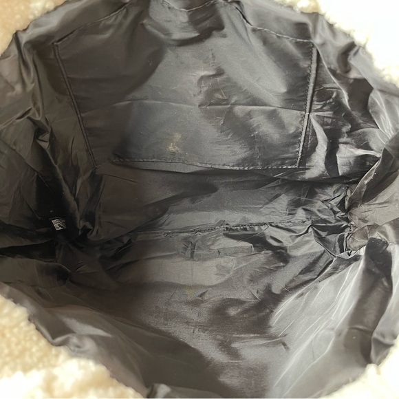 Victoria’s Secret Sherpa Tote Ivory Cream Reusable Shoulder Bag - Picture 11 of 13